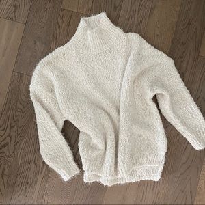 Audrey Soft white knit sweater